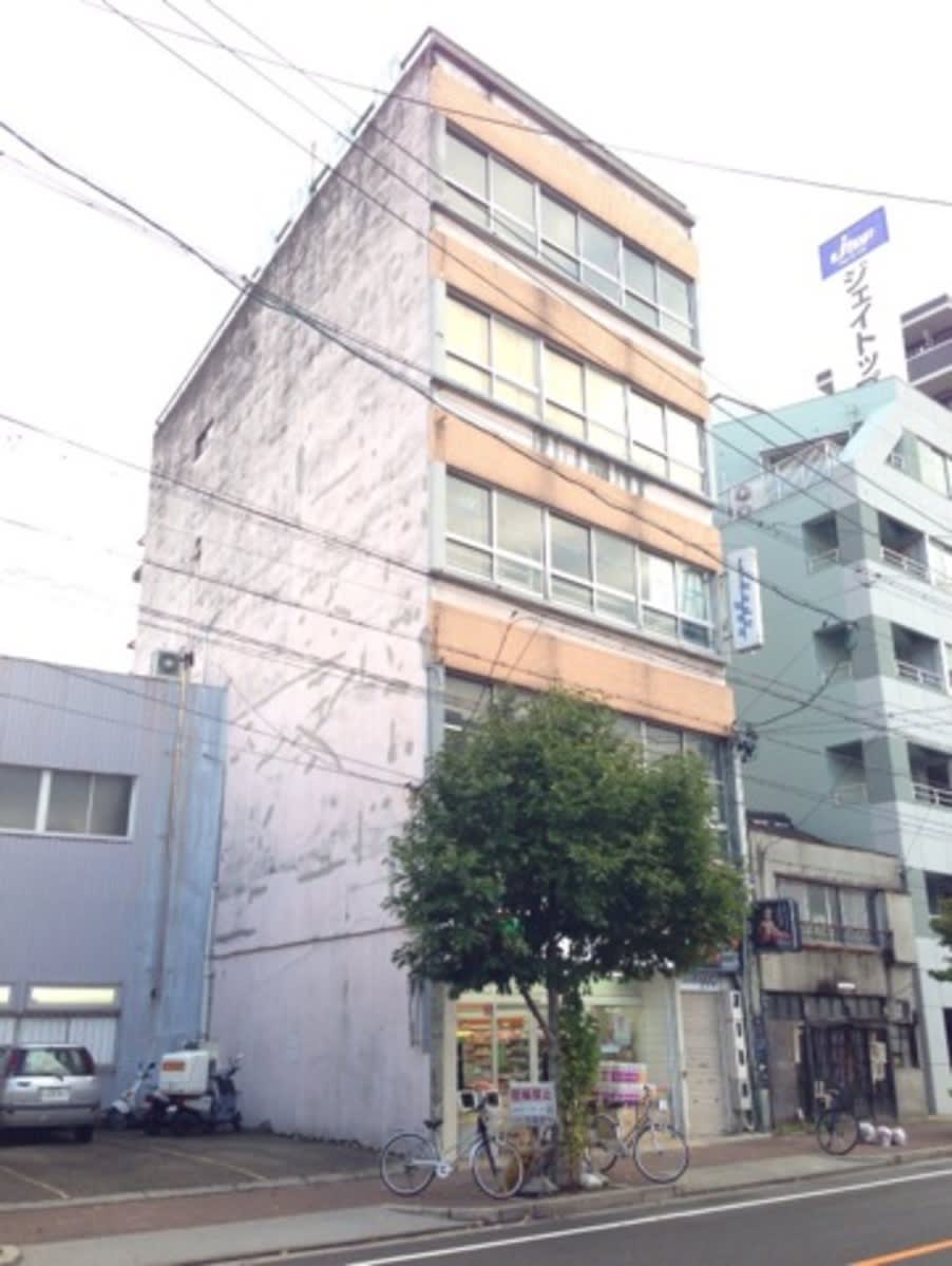 v20250427003805/fresh/building/J00100399592_1