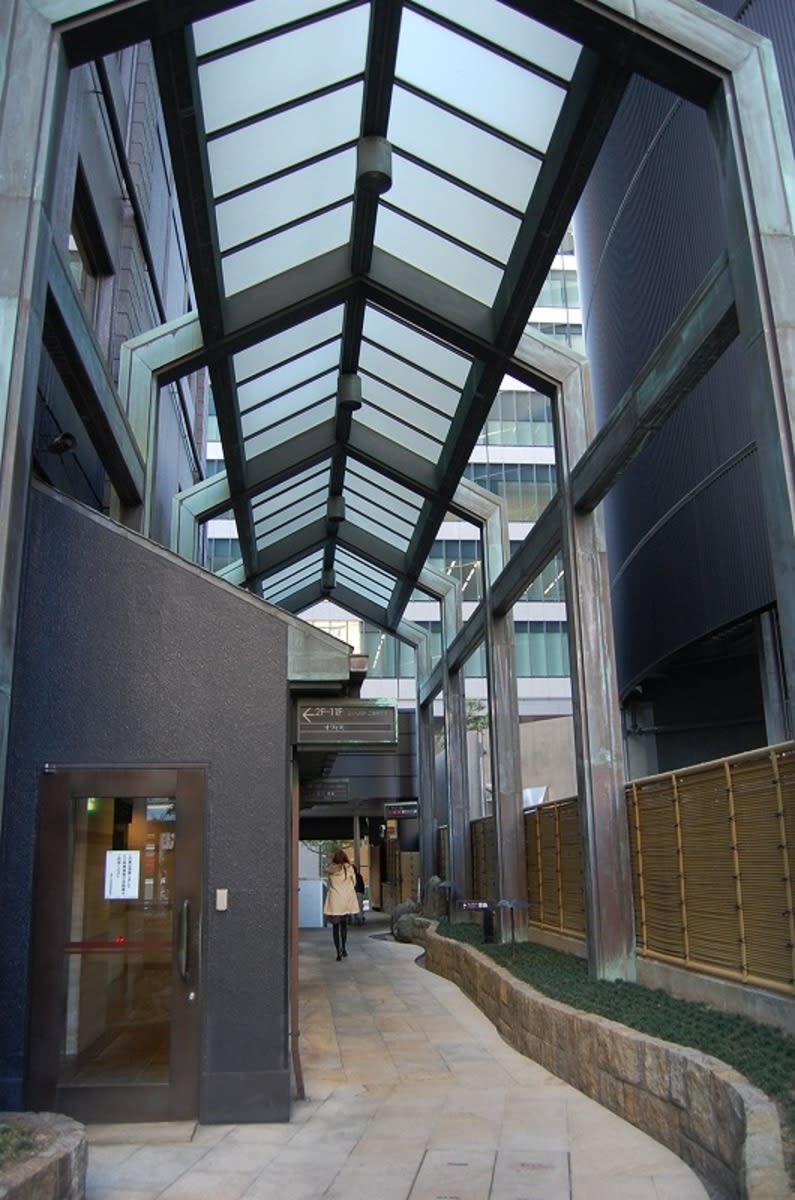 v20250427003805/fresh/building/J00100399884_3