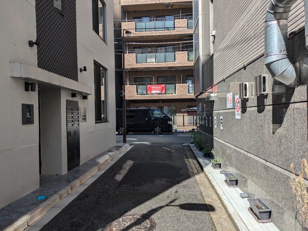 v20250427003805/fresh/building/J00100401279_7