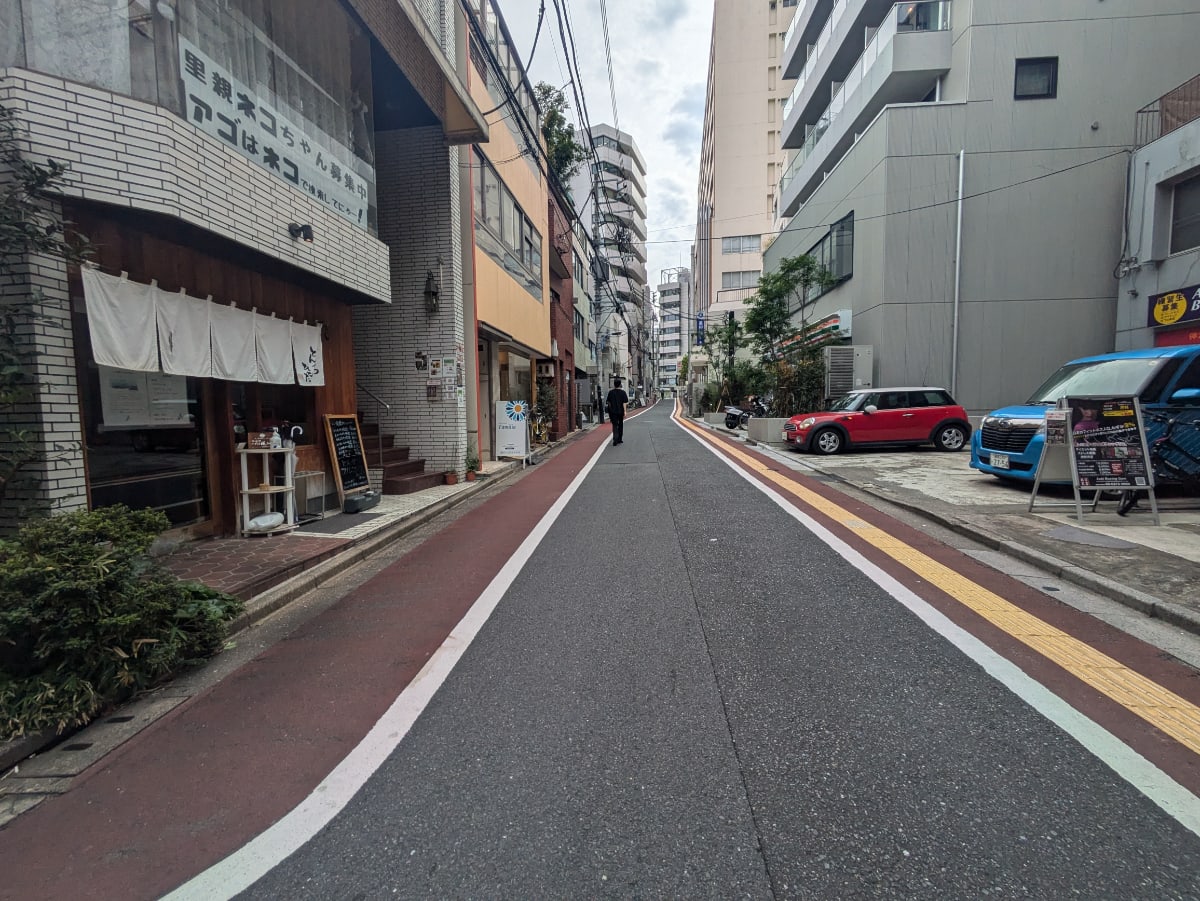 v20250427004119/fresh/building/J00100402040_2
