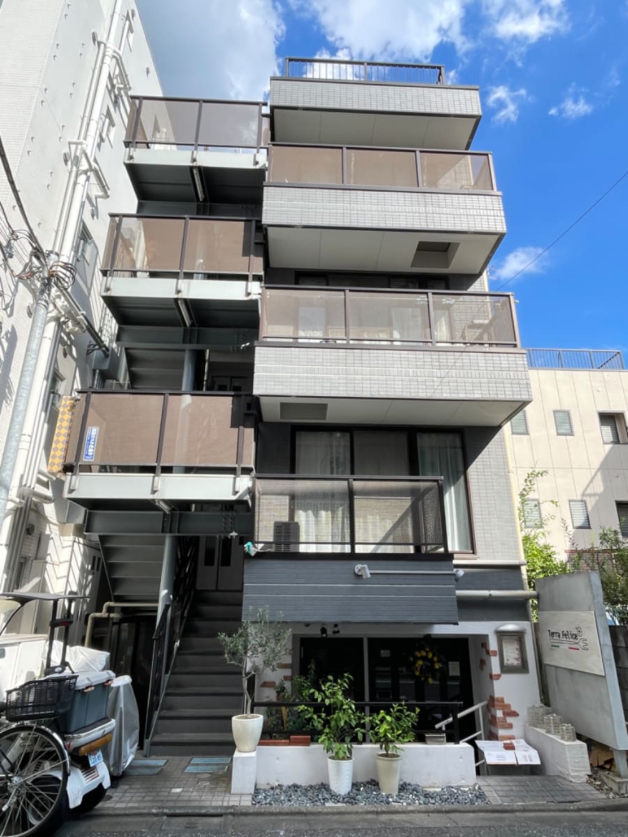 v20250427004119/fresh/building/J00100402242_1