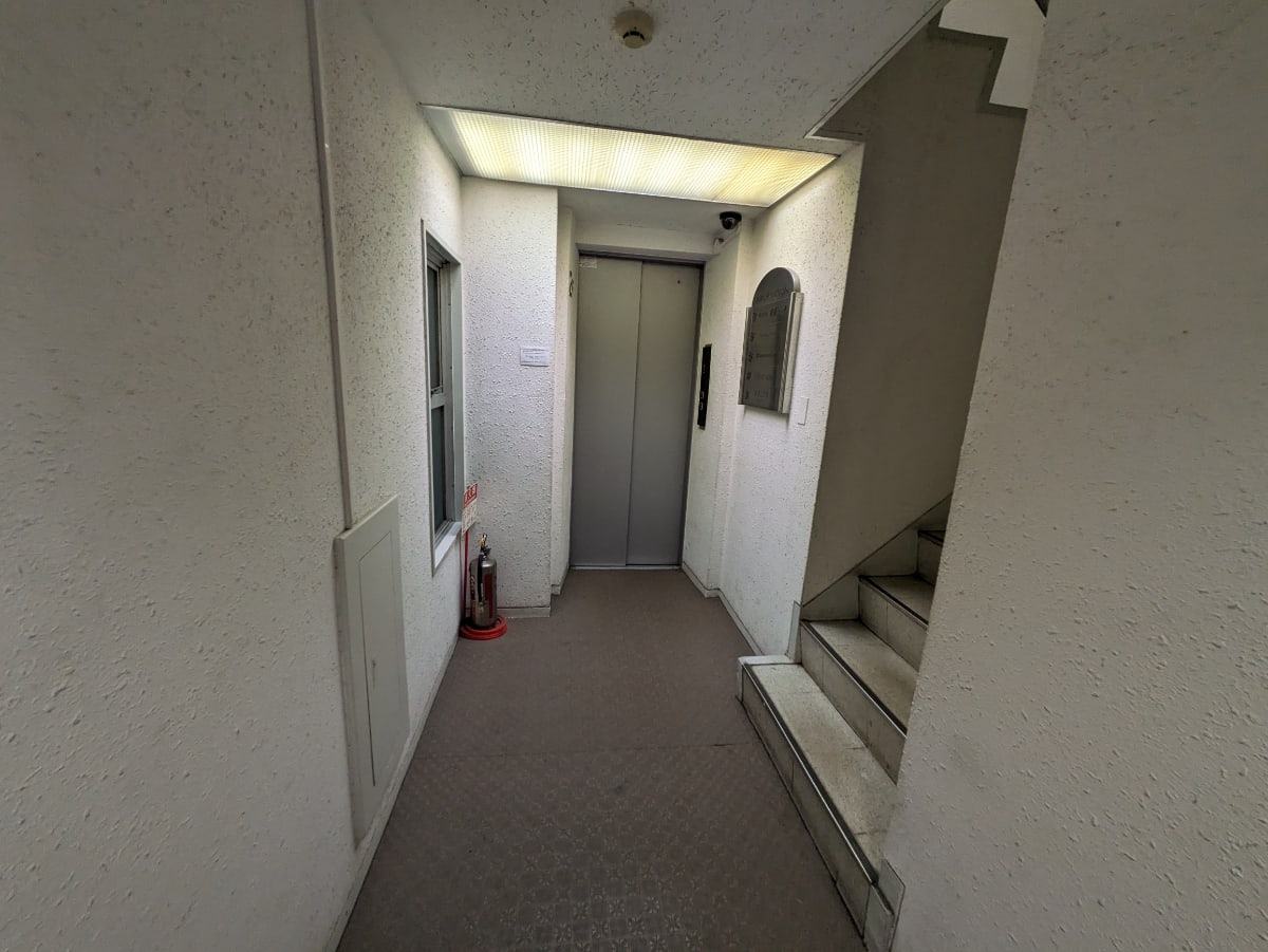 v20250427004119/fresh/building/J00100402589_4