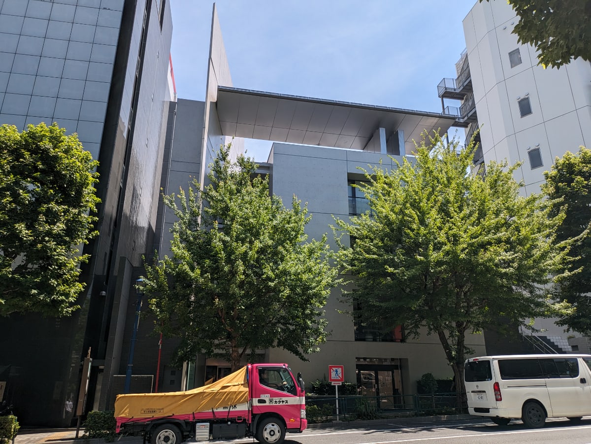 v20250427004119/fresh/building/J00100402825_5