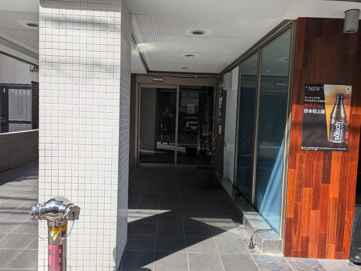 v20250427004119/fresh/building/J00100402892_3