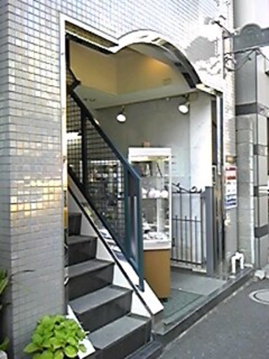 v20250427004119/fresh/building/J00100402907_3