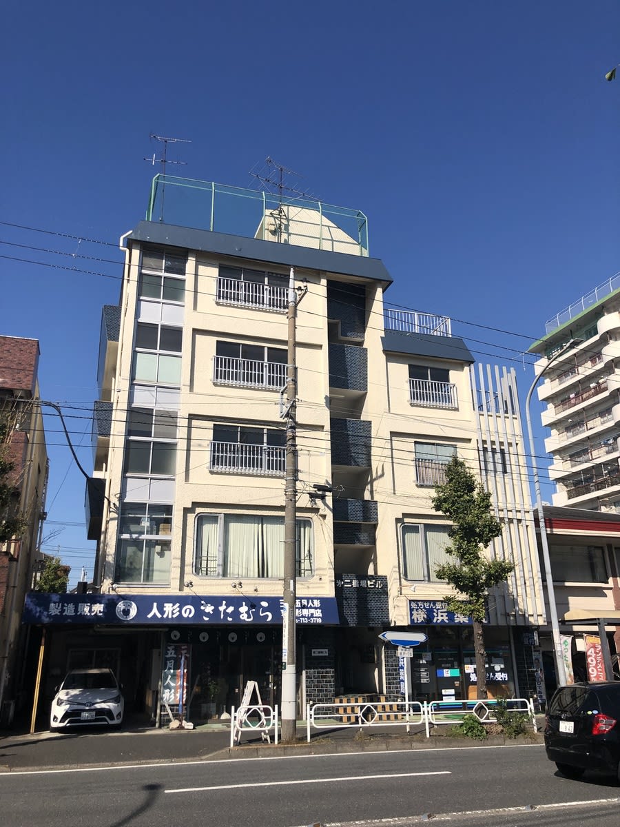 v20250427004119/fresh/building/J00100403198_1