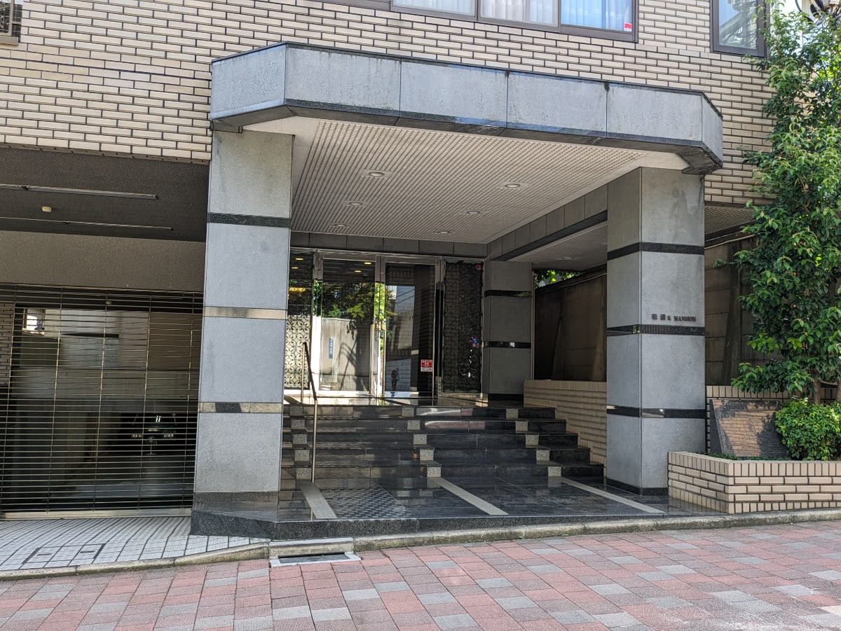 v20250427004119/fresh/building/J00100403219_3