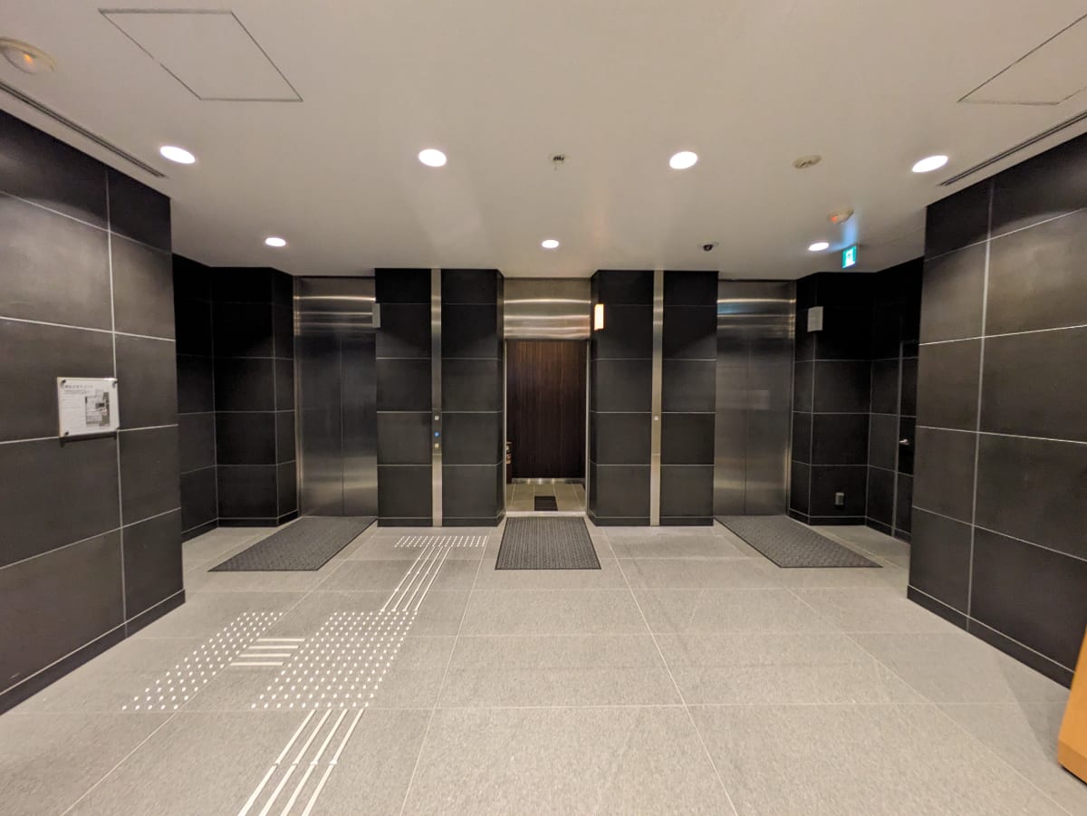 v20250427004119/fresh/building/J00100404281_4