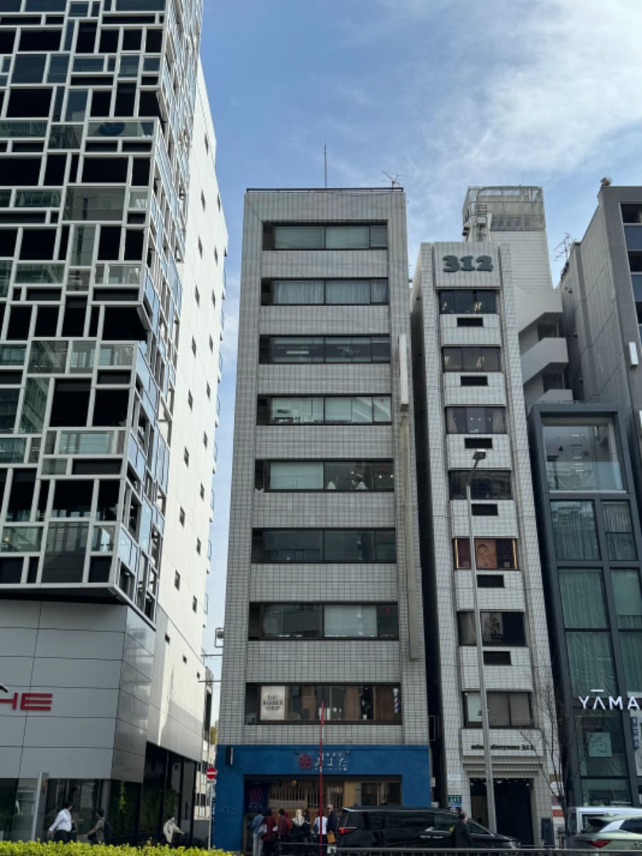 v20250427004119/fresh/building/J00100404749_1
