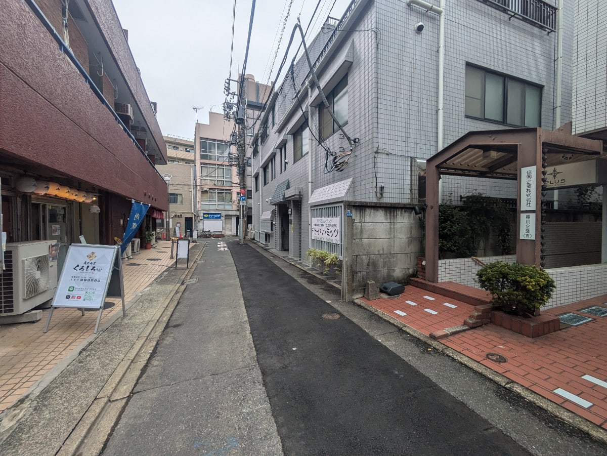 v20250427004119/fresh/building/J00100404770_2