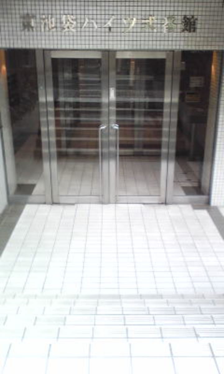 v20250427004119/fresh/building/J00100404883_3