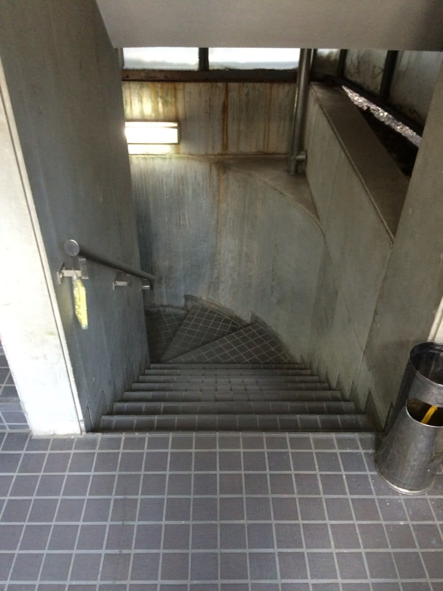v20250427004119/fresh/building/J00100404896_4