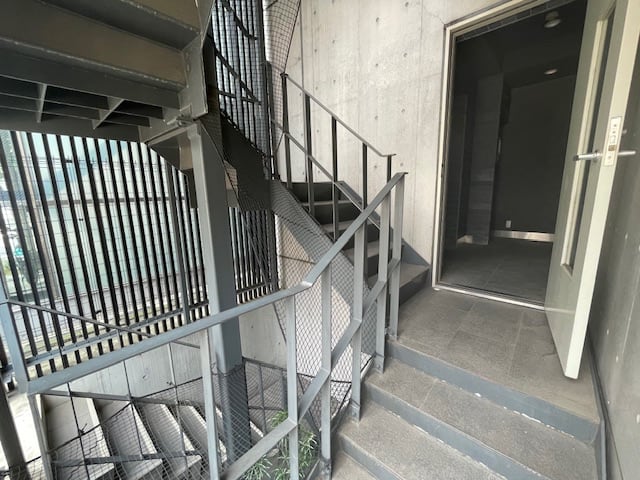 v20250427004119/fresh/building/J00100405381_6