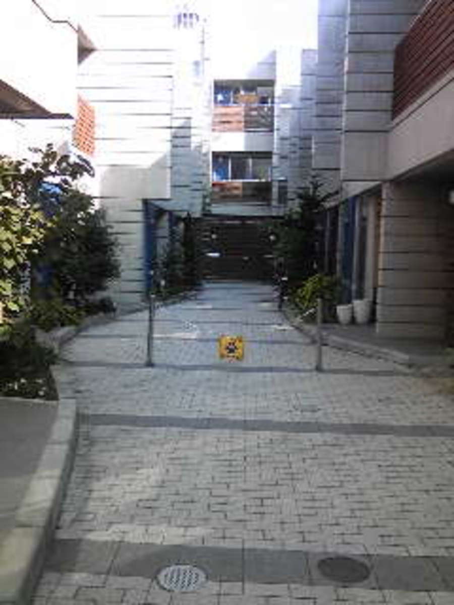 v20250427004119/fresh/building/J00100405844_4