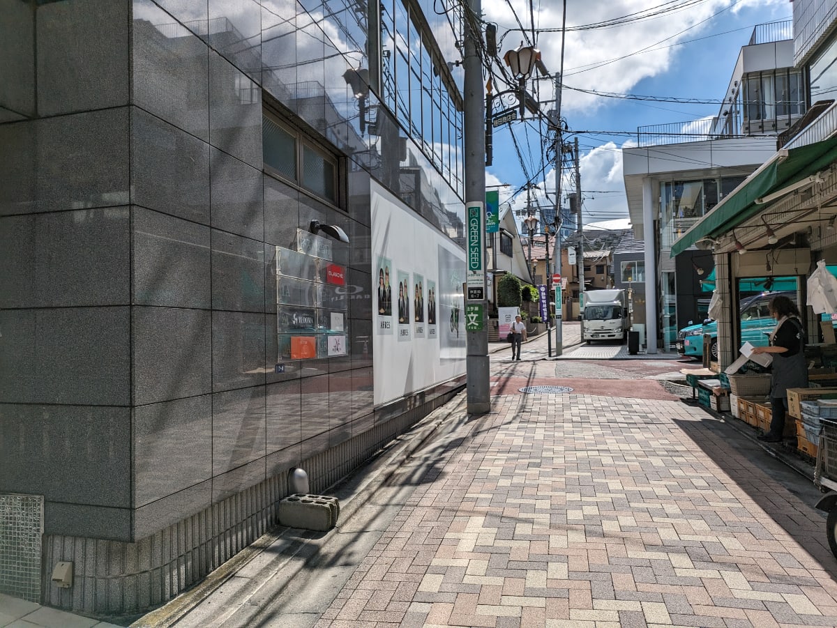 v20250427004120/fresh/building/J00100401886_11