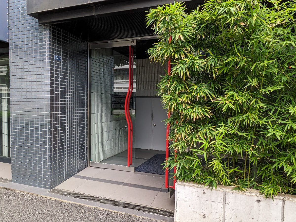 v20250427004120/fresh/building/J00100401927_10