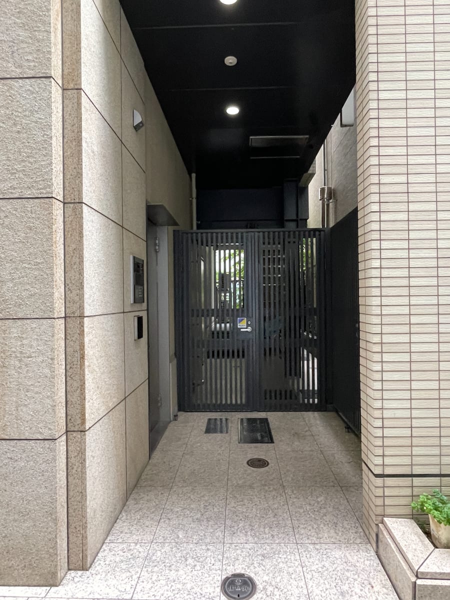 v20250427004120/fresh/building/J00100402100_16