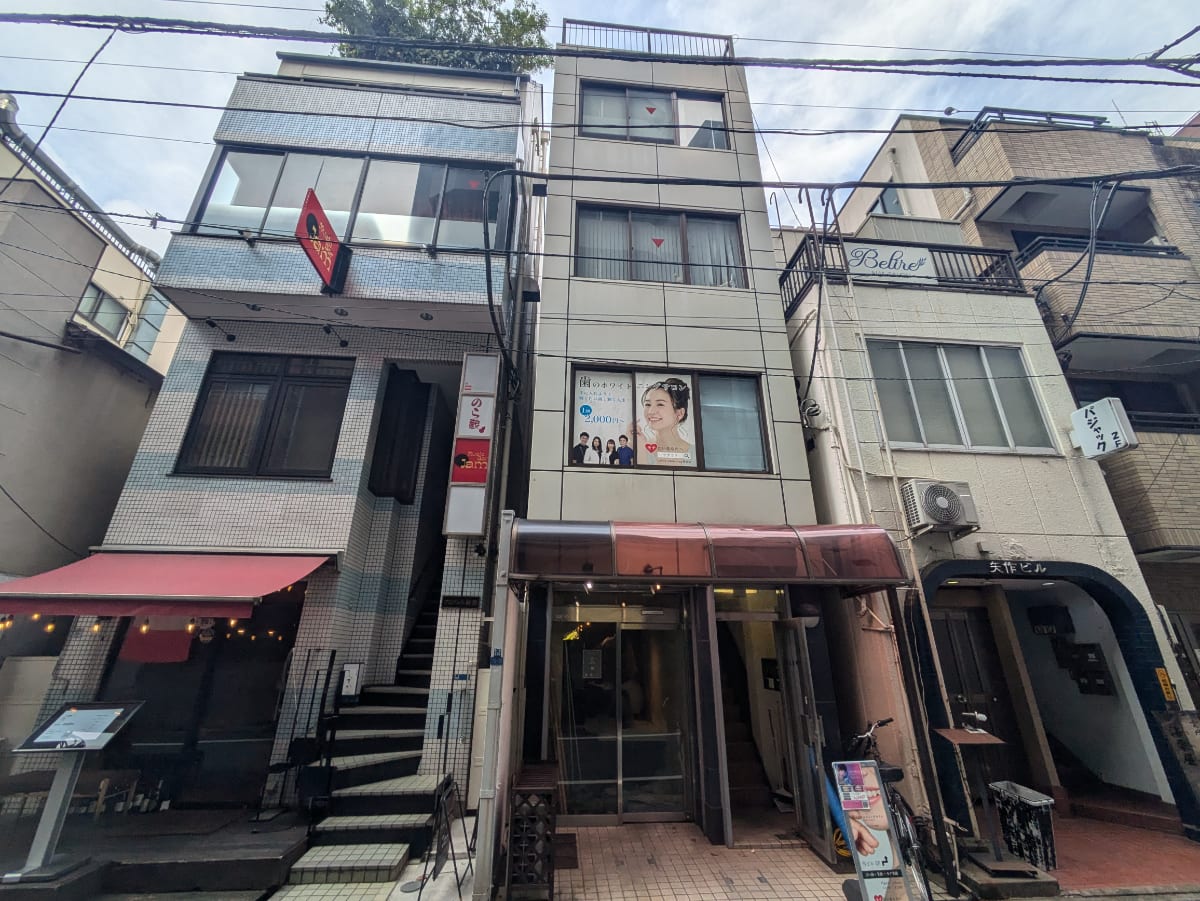 v20250427004120/fresh/building/J00100402361_9