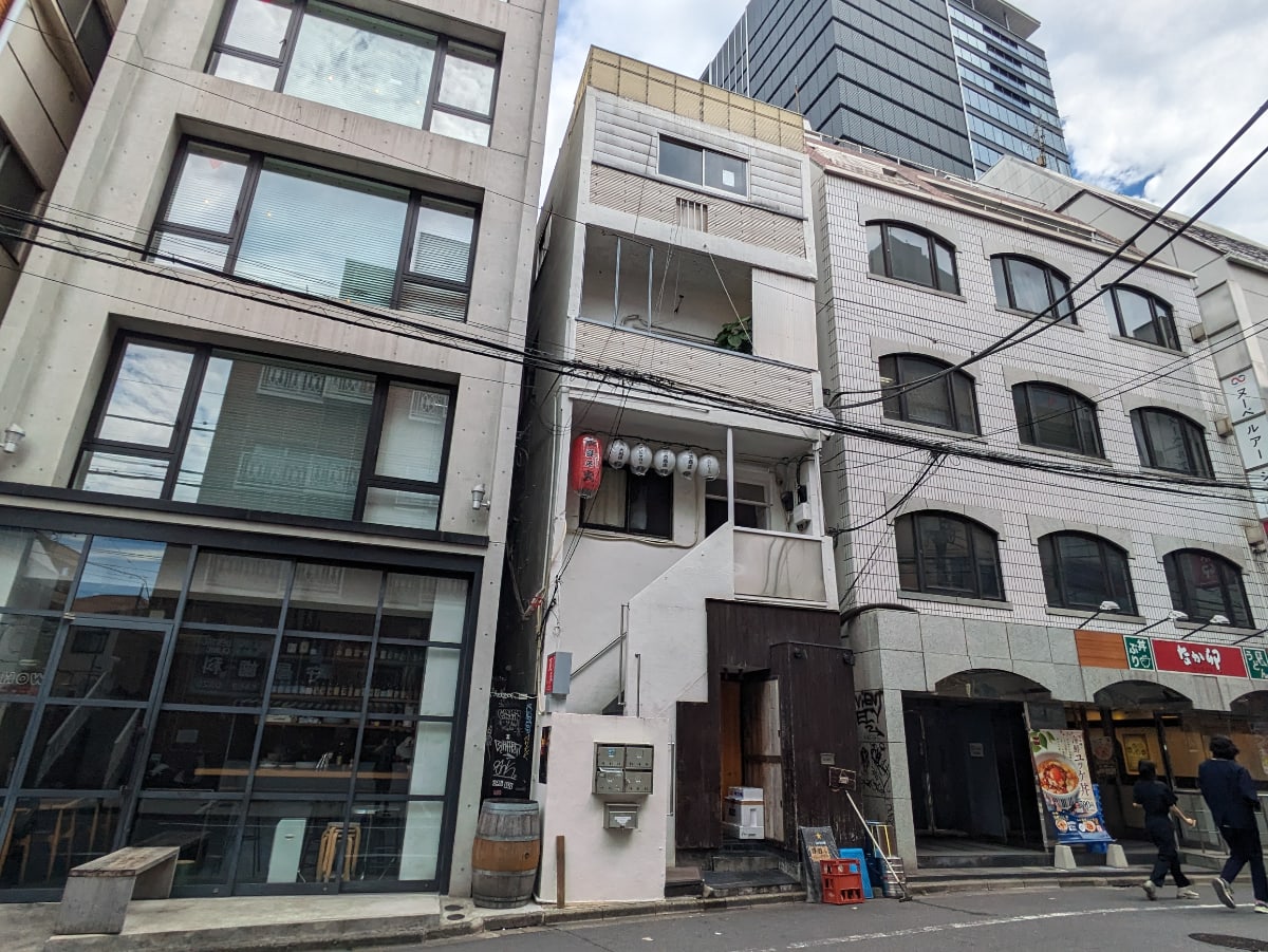 v20250427004120/fresh/building/J00100402389_6