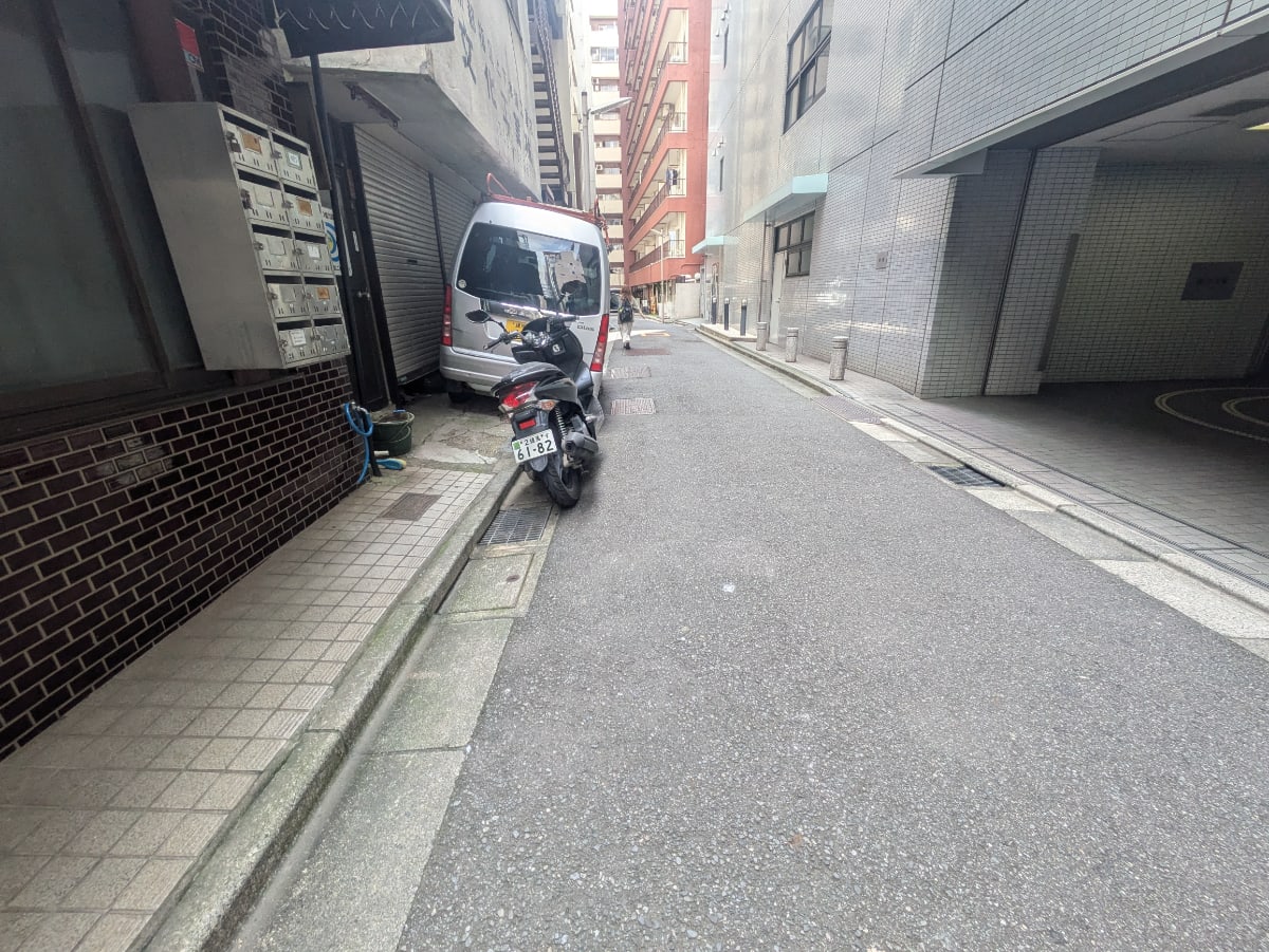 v20250427004120/fresh/building/J00100402403_4