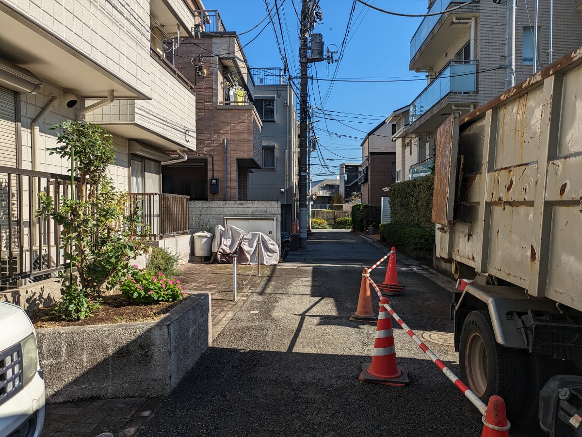 v20250427004120/fresh/building/J00100402513_2