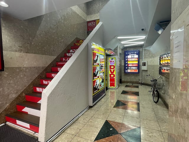 v20250427004120/fresh/building/J00100402638_7