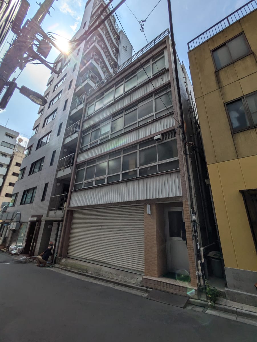 v20250427004120/fresh/building/J00100402806_5