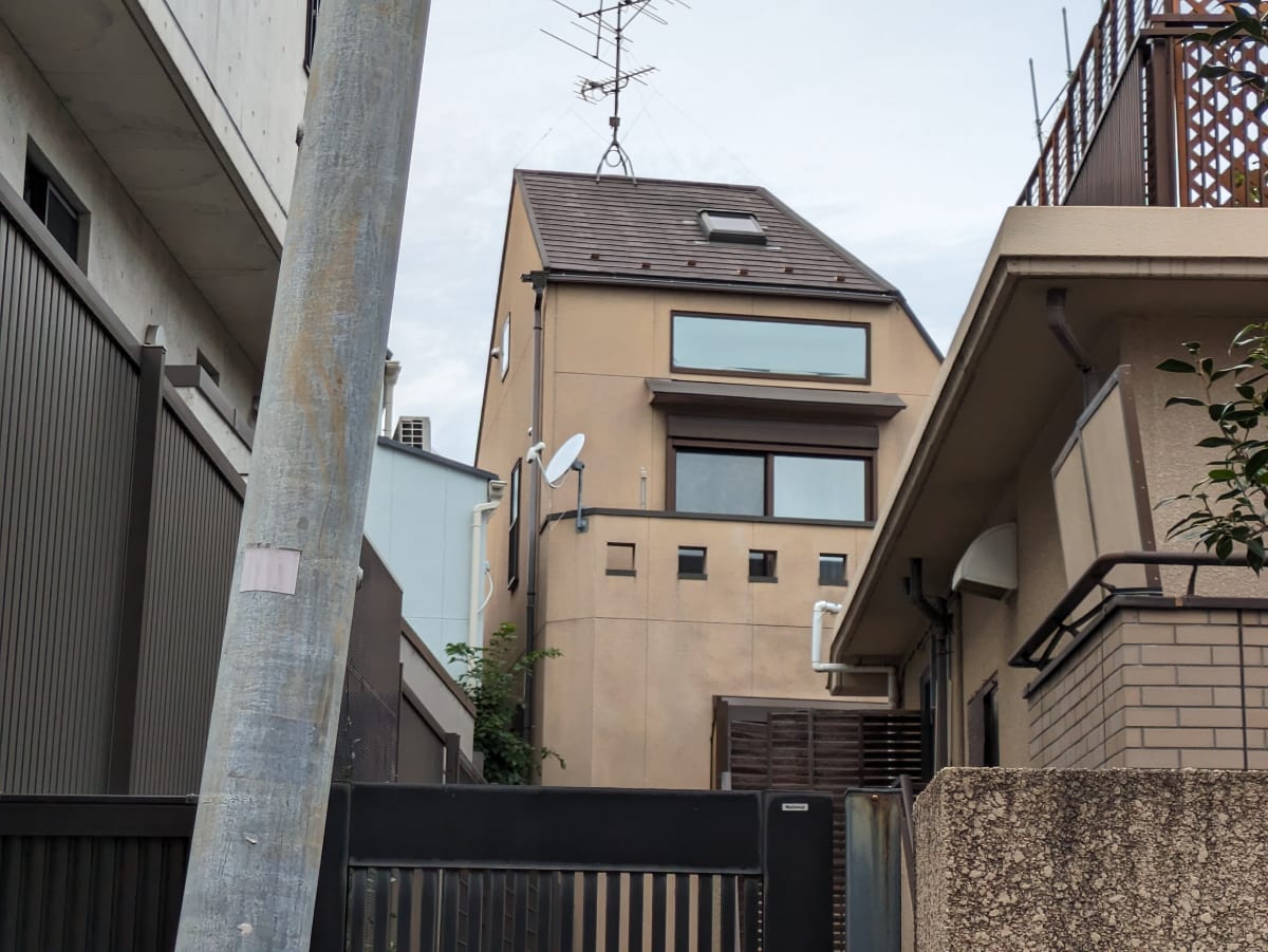 v20250427004120/fresh/building/J00100402872_7