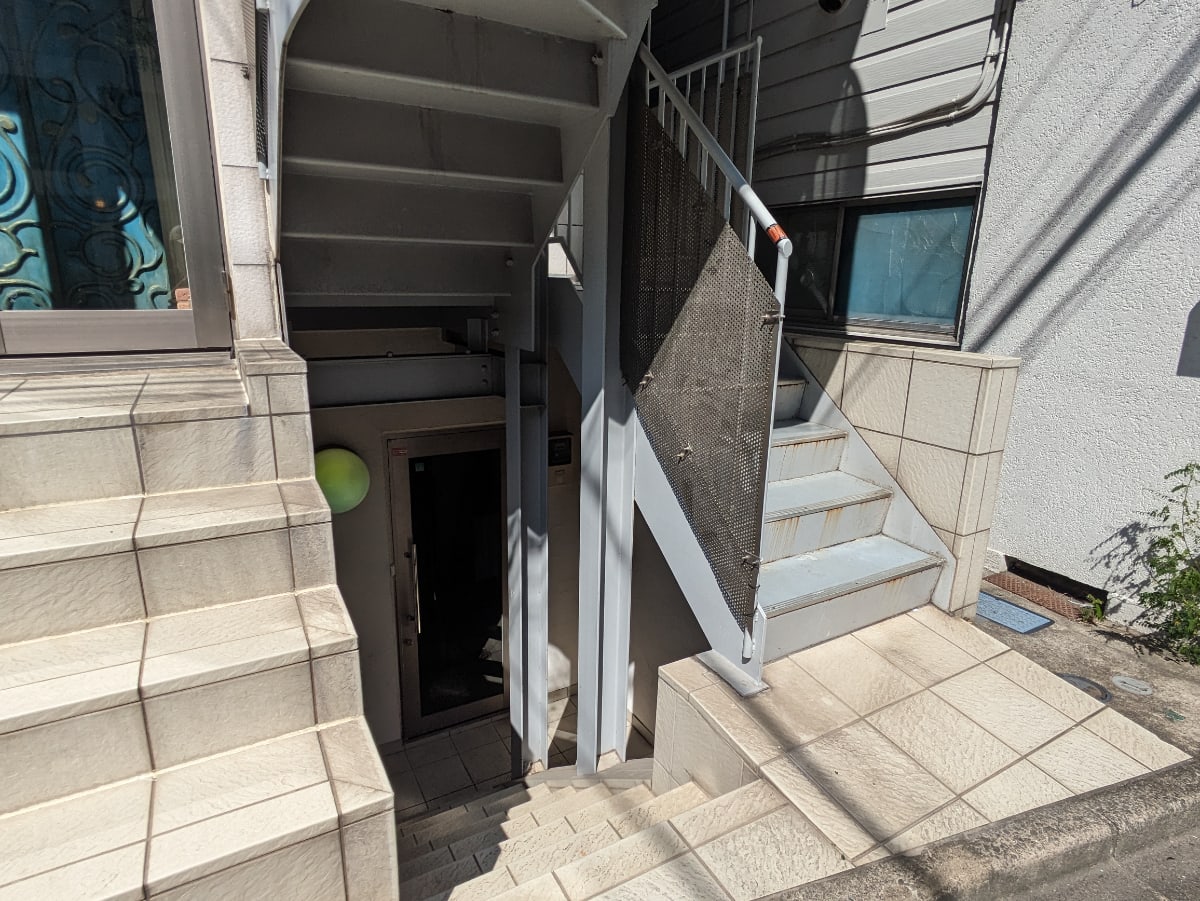 v20250427004120/fresh/building/J00100402885_9