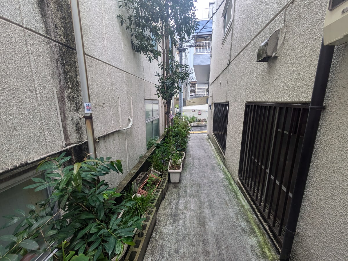 v20250427004120/fresh/building/J00100403146_7