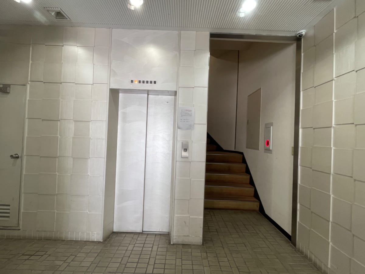 v20250427004120/fresh/building/J00100403282_4