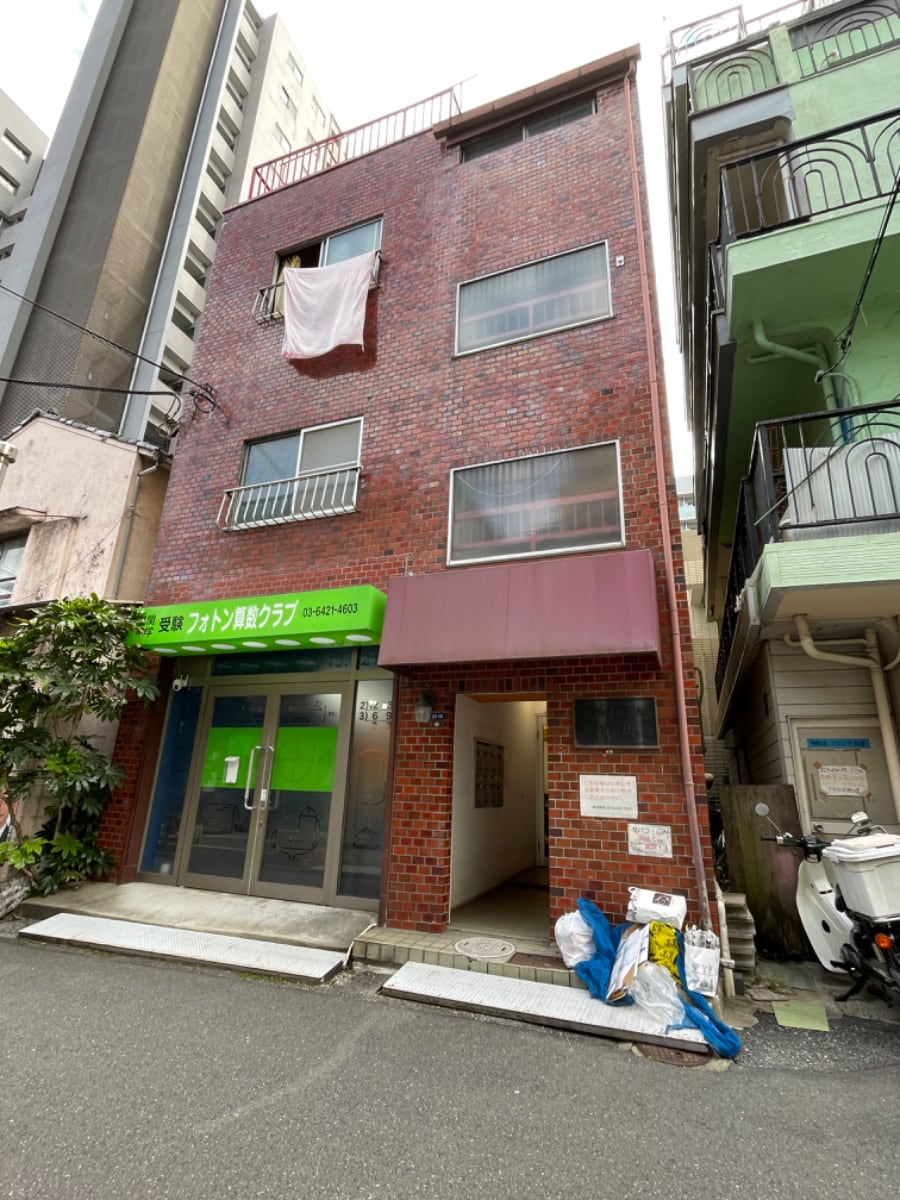 v20250427004120/fresh/building/J00100403298_13