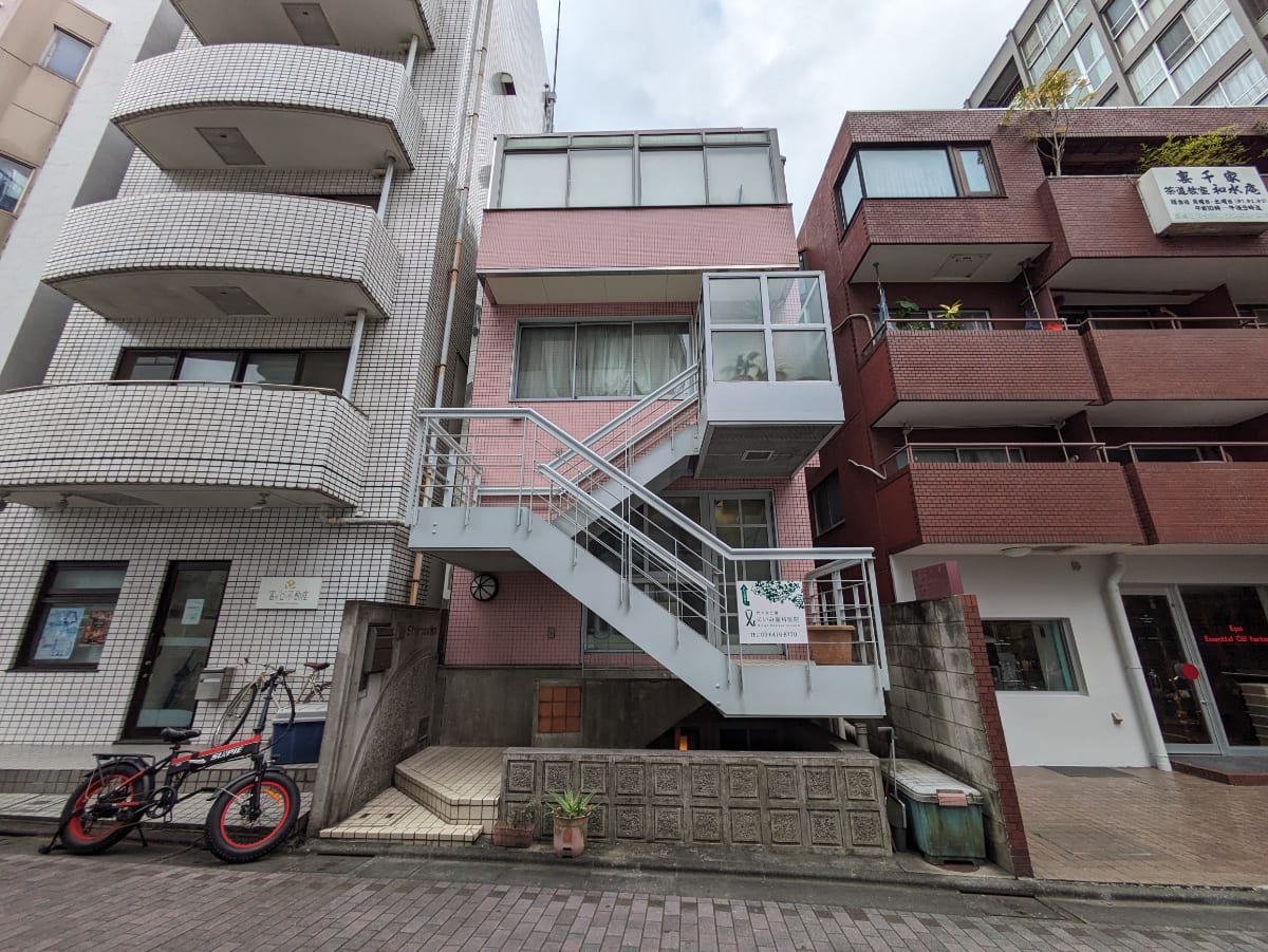 v20250427004120/fresh/building/J00100403687_10