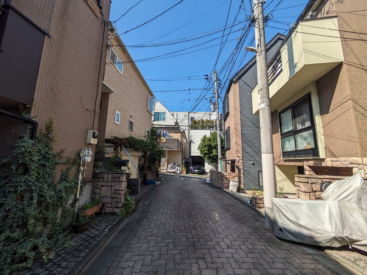 v20250427004120/fresh/building/J00100403772_8