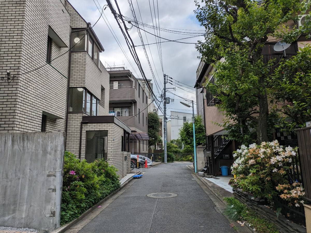 v20250427004120/fresh/building/J00100403879_10