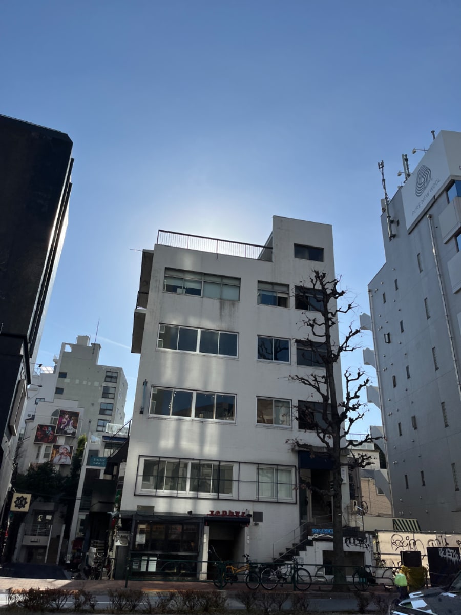 v20250427004120/fresh/building/J00100403885_11