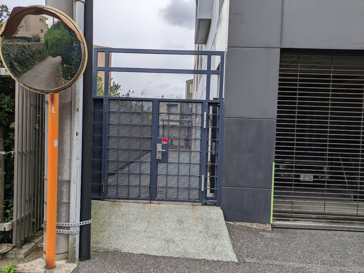 v20250427004120/fresh/building/J00100403915_15
