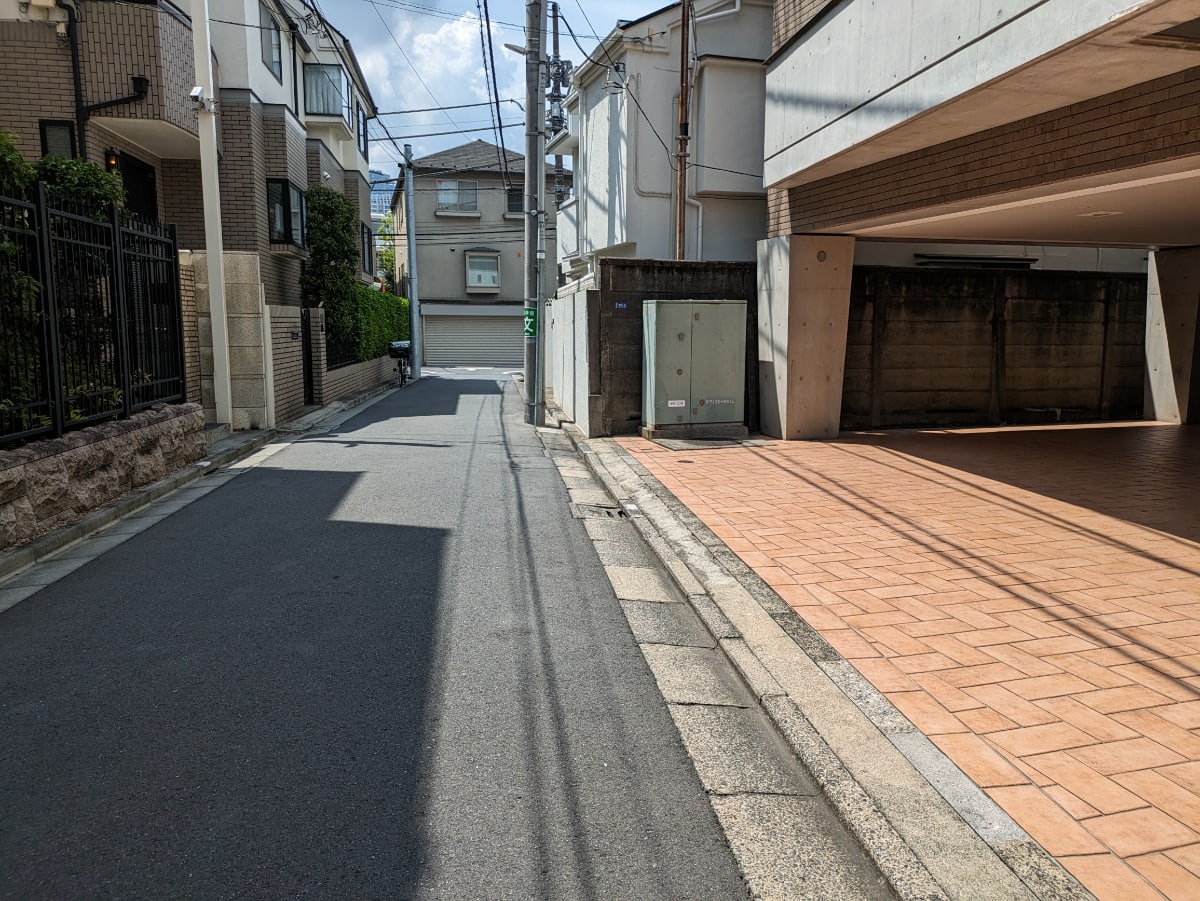 v20250427004120/fresh/building/J00100403917_16