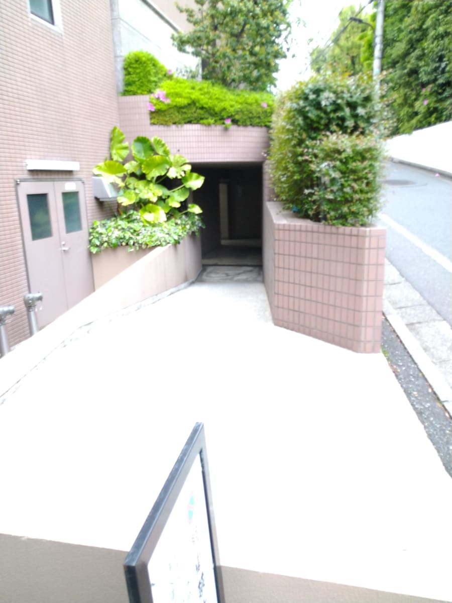 v20250427004120/fresh/building/J00100404244_10