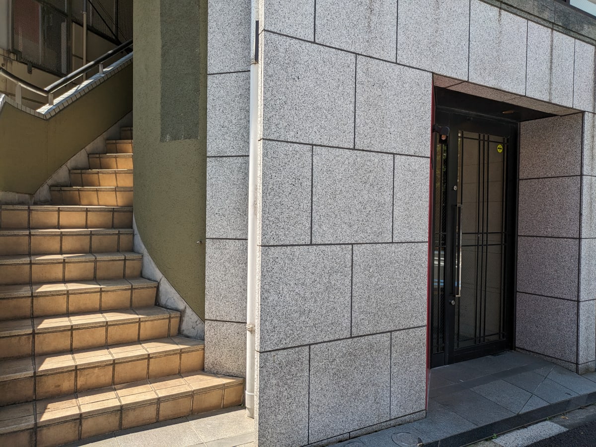 v20250427004120/fresh/building/J00100404295_12