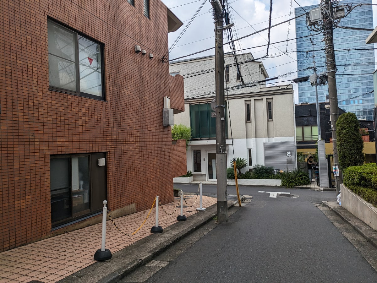 v20250427004120/fresh/building/J00100404503_13