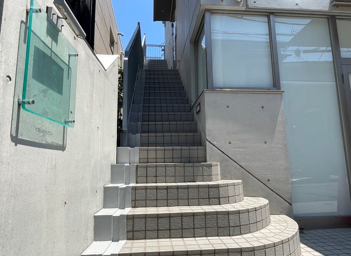 v20250427004120/fresh/building/J00100404844_3