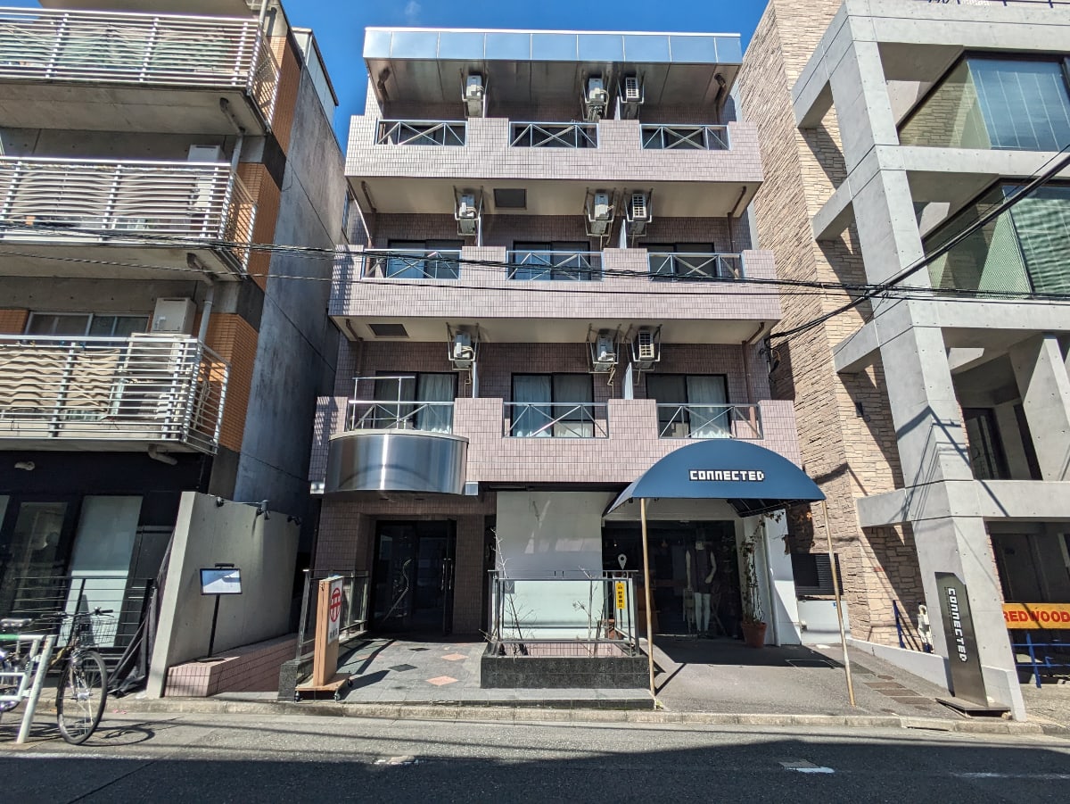 v20250427004120/fresh/building/J00100404872_1