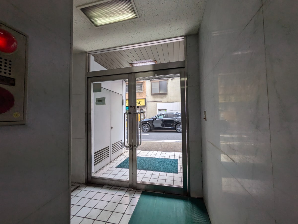 v20250427004120/fresh/building/J00100404909_6