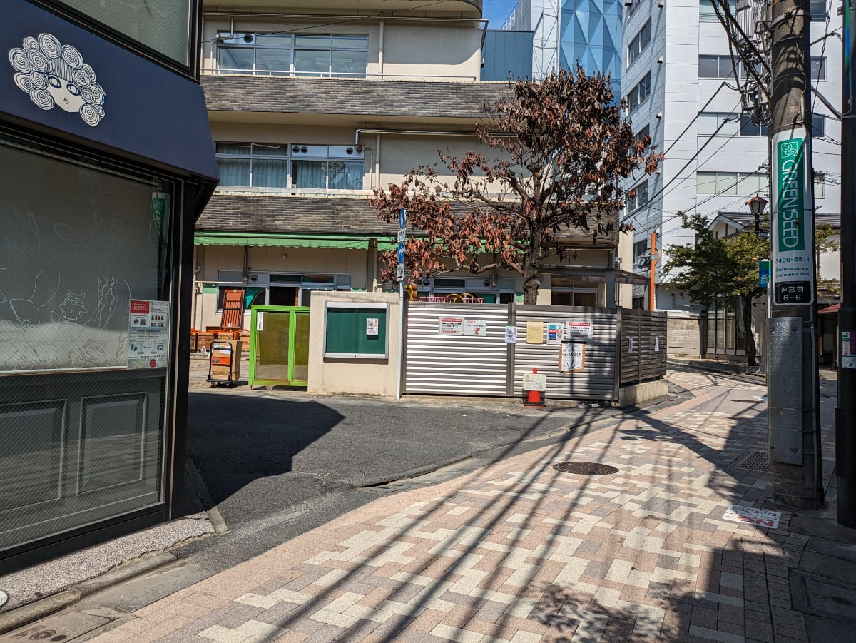 v20250427004120/fresh/building/J00100404980_10