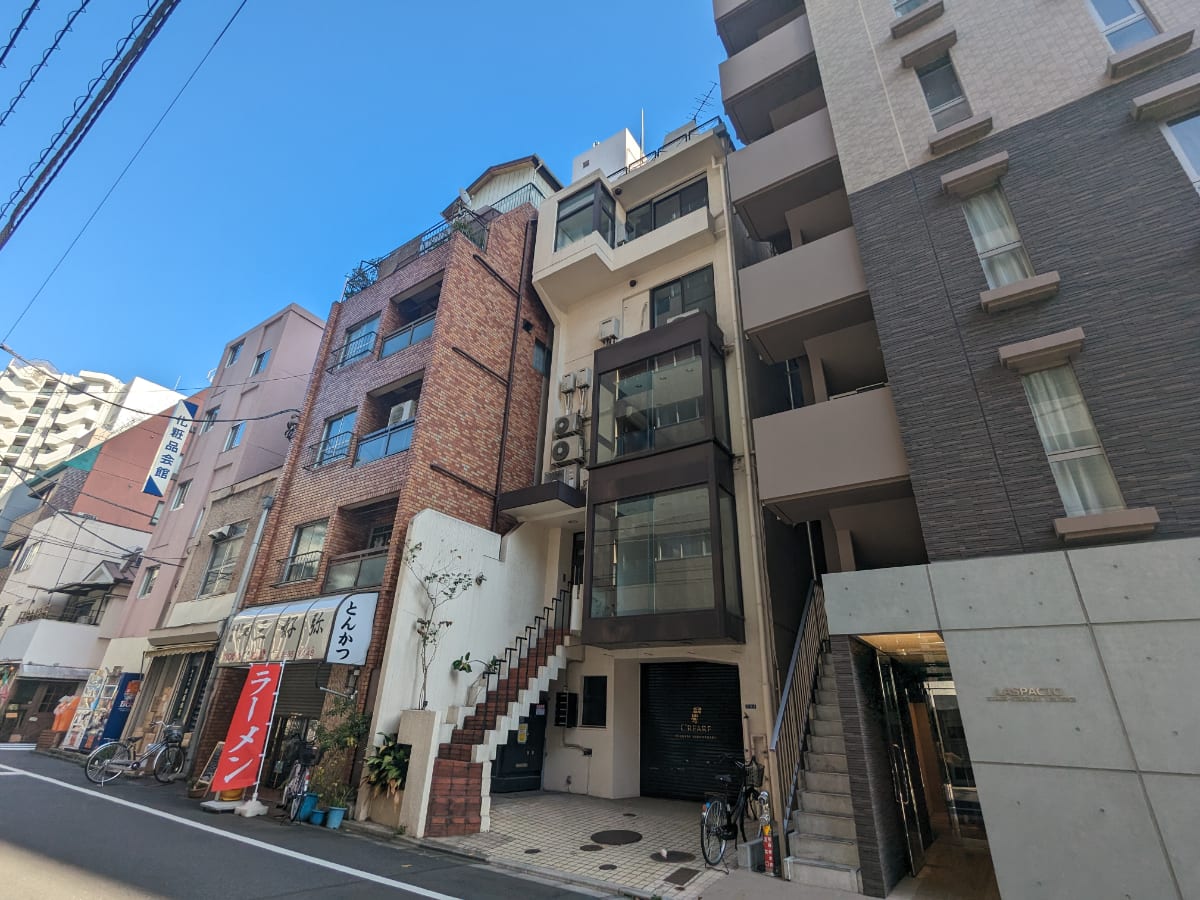 v20250427004120/fresh/building/J00100405461_5