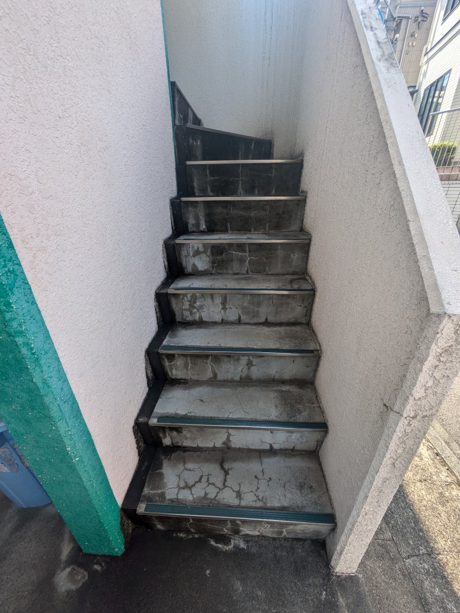 v20250427004617/fresh/building/J00100405955_4
