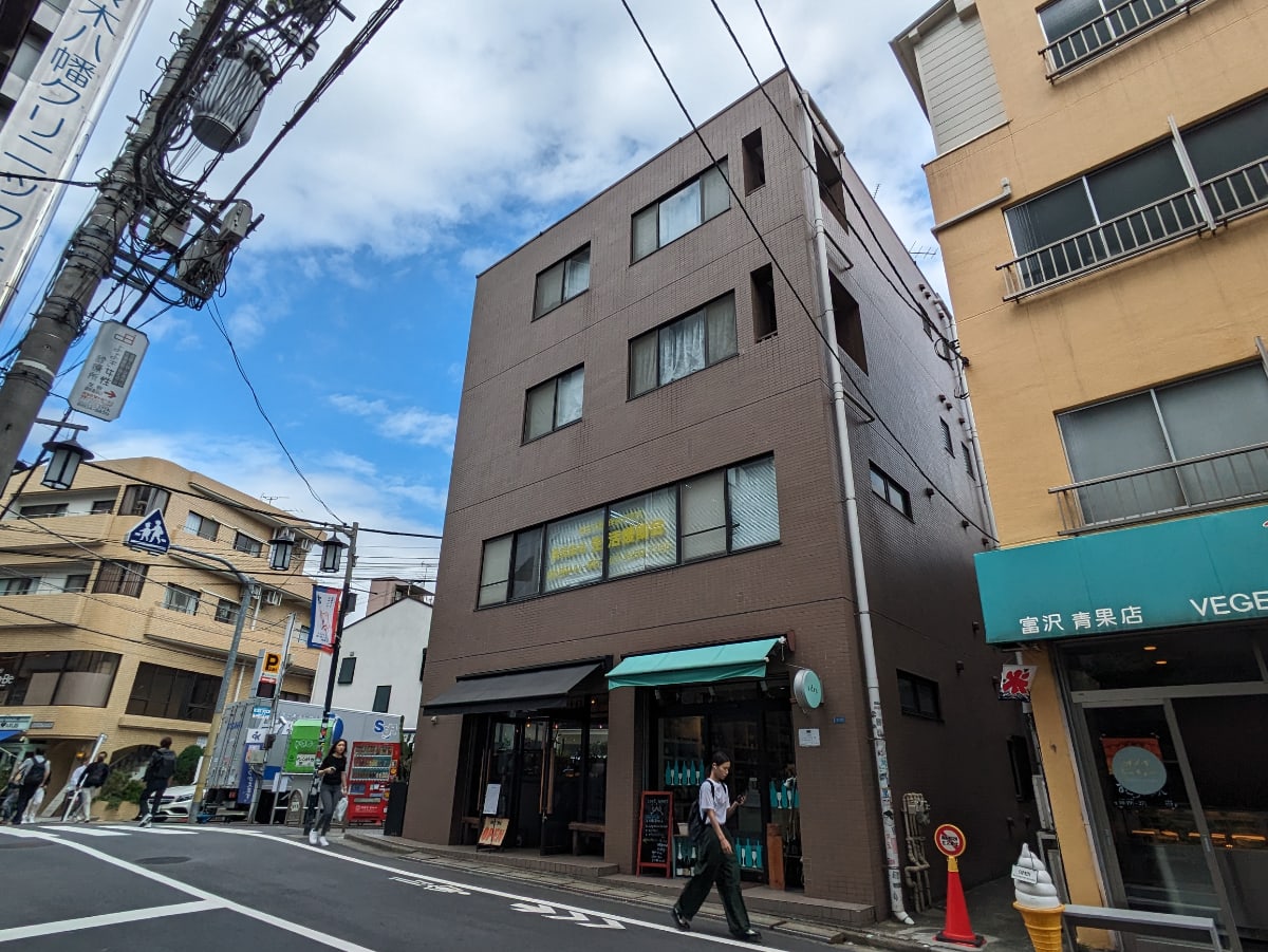 v20250427004617/fresh/building/J00100406102_1