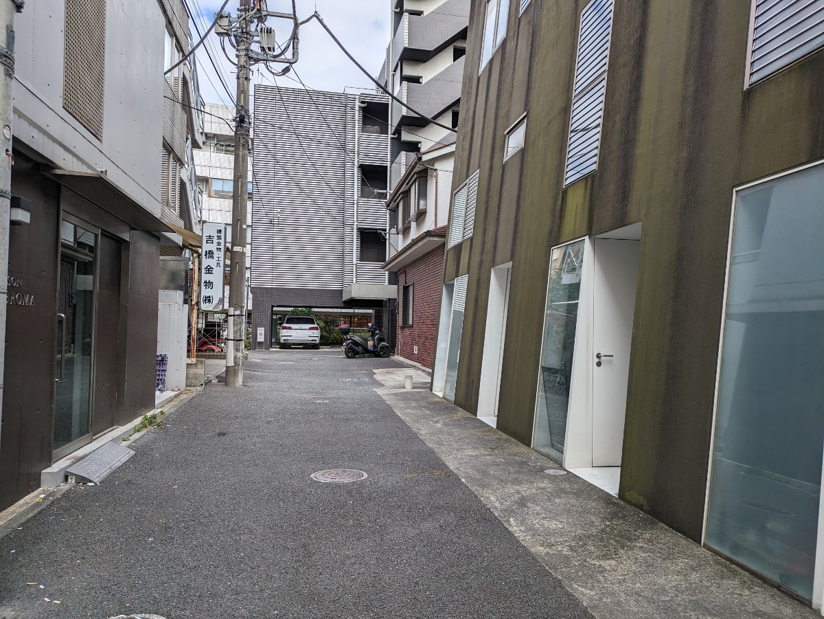 v20250427004617/fresh/building/J00100406151_2