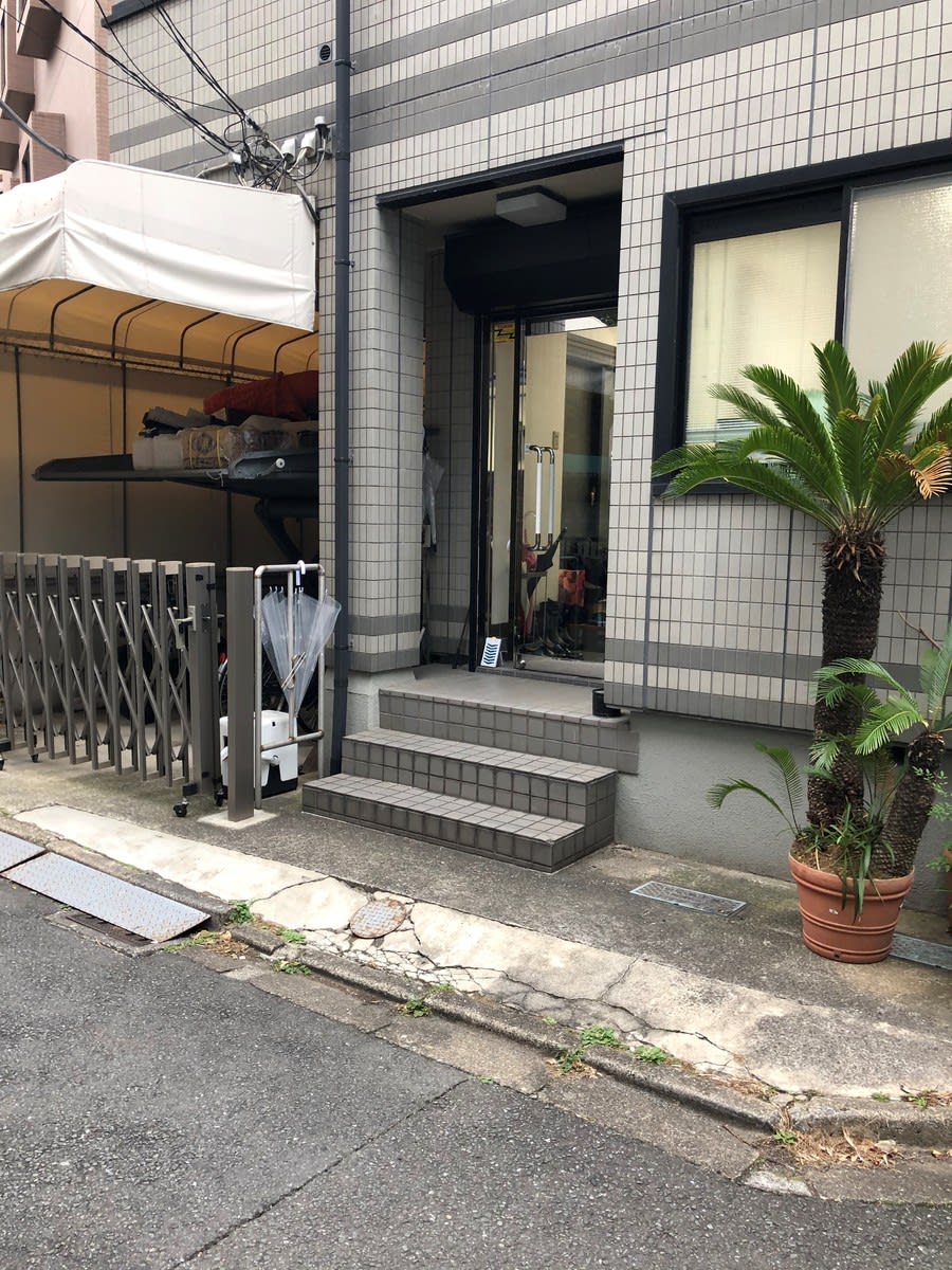 v20250427004617/fresh/building/J00100406409_3